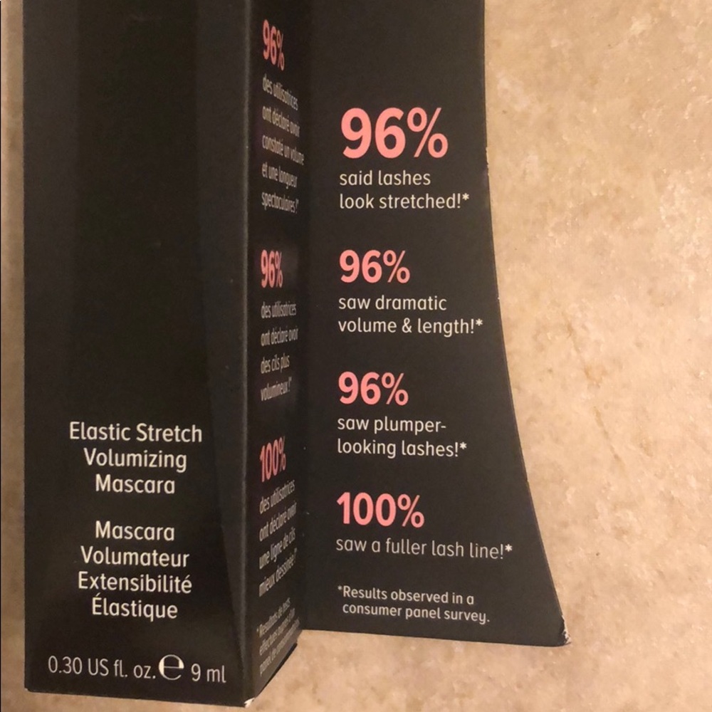 IT cosmetics superhero mascara - Picture 3 of 4